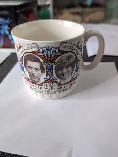 Mug celebrating 1981 royal - 1981,