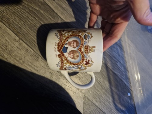 Commemorative ceramic mug
